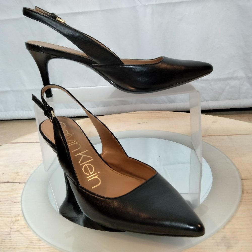 Calvin Klein Giona Pump Black